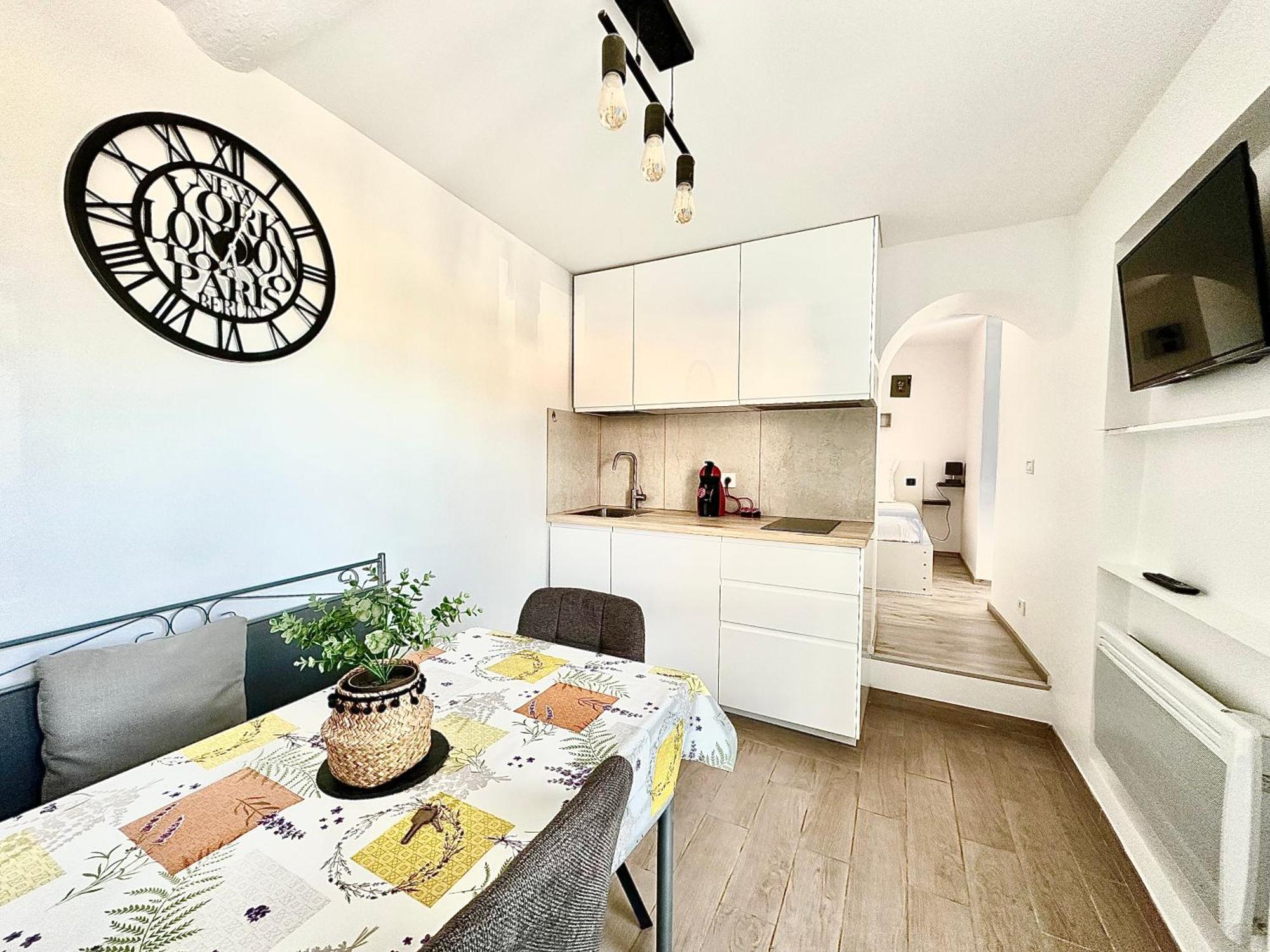 Le Bastion-plage-vue Apartamento *